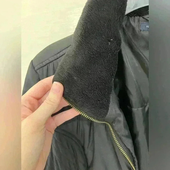 Tommy Hilfiger black puffer bubble jacket trench coat size medium - Picture 3 of 8